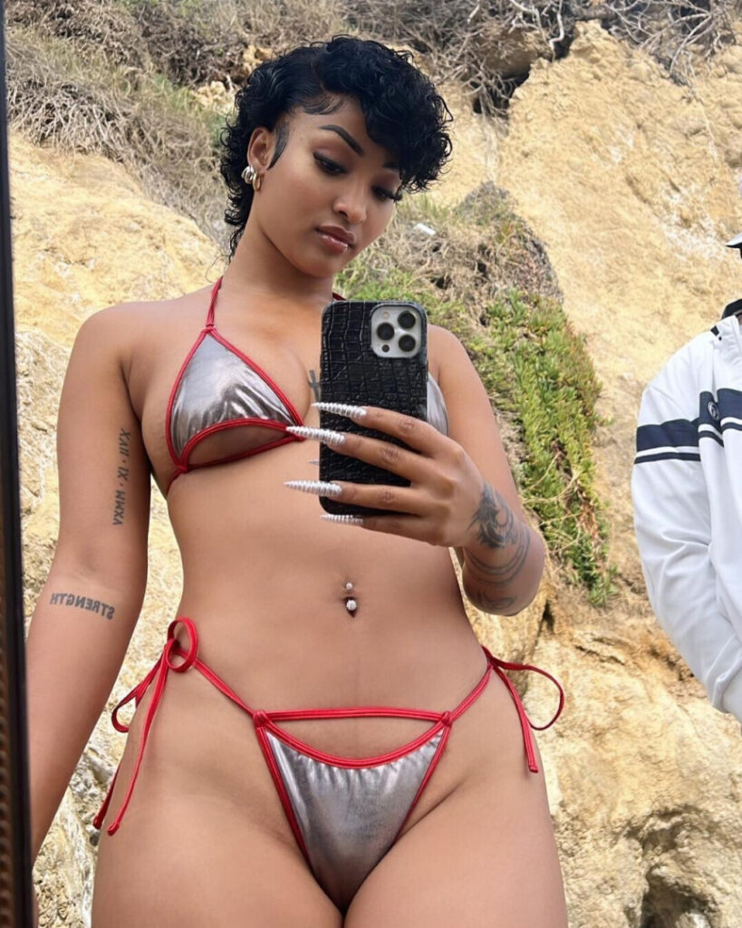 Celeb – Ebony – Shenseea – Nude