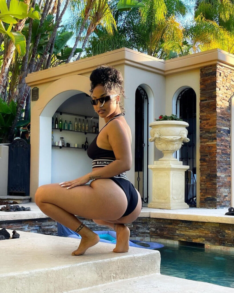 Celeb – Ebony – Shenseea – Nude