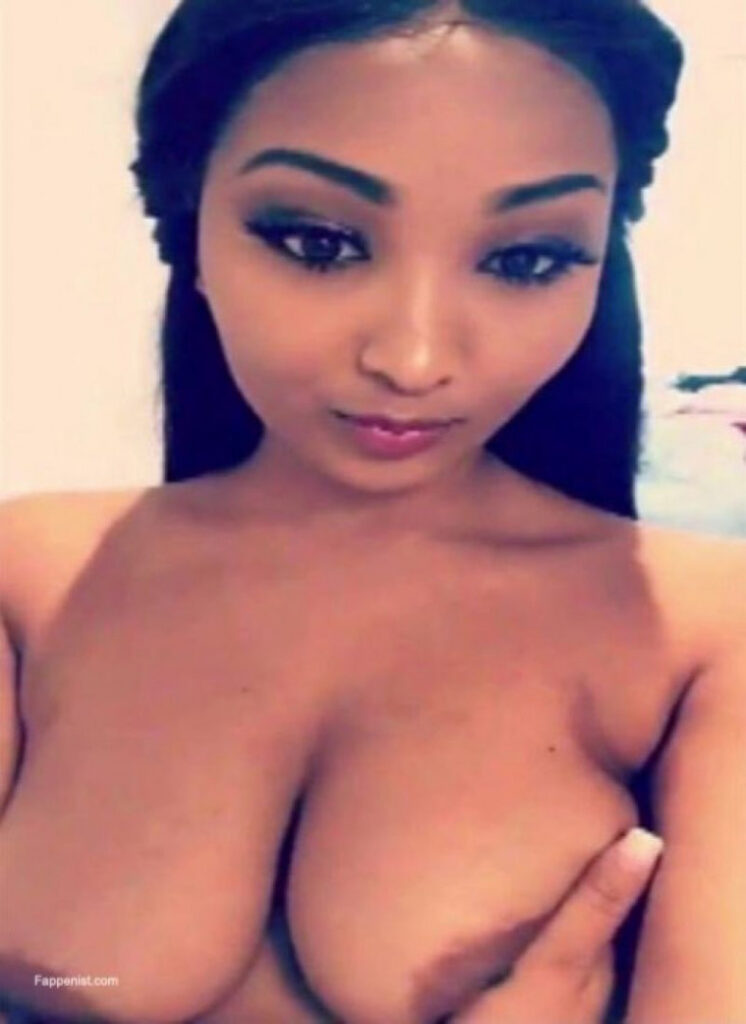 Celeb – Ebony – Shenseea – Nude