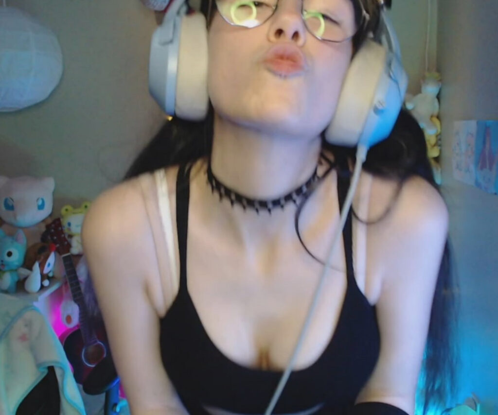 Twitch – Skymi_chan – Nude