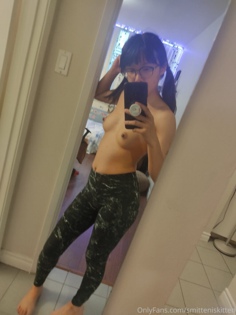OnlyFans – Smittenkitten2001 – Nude Leaks