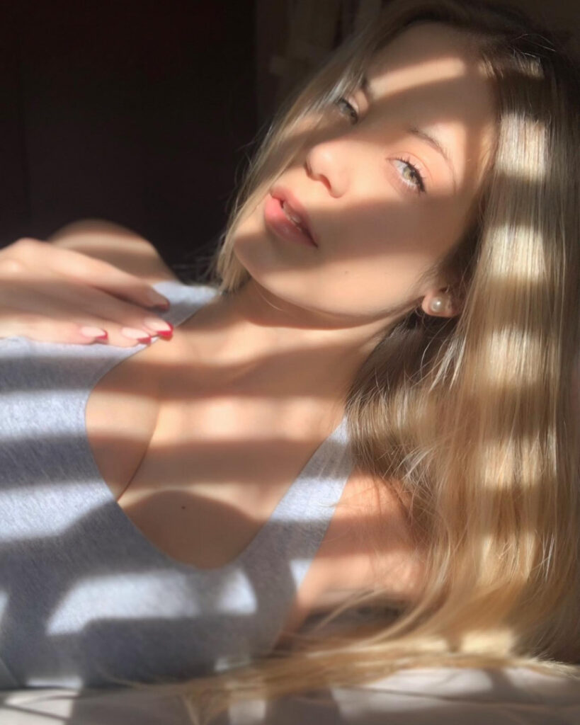 Instagram – Sol Aguilera – Nude