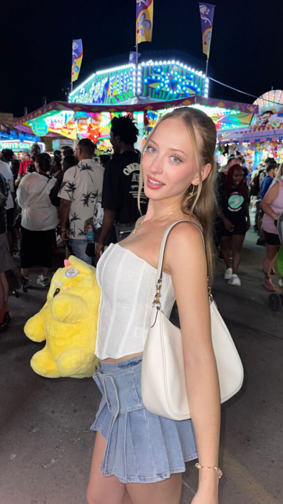 TikTok – Sophia Diamond – Nude