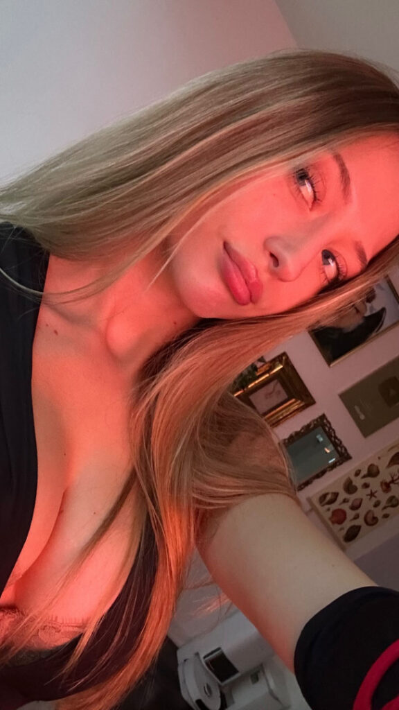 TikTok – Sophia Diamond – Nude