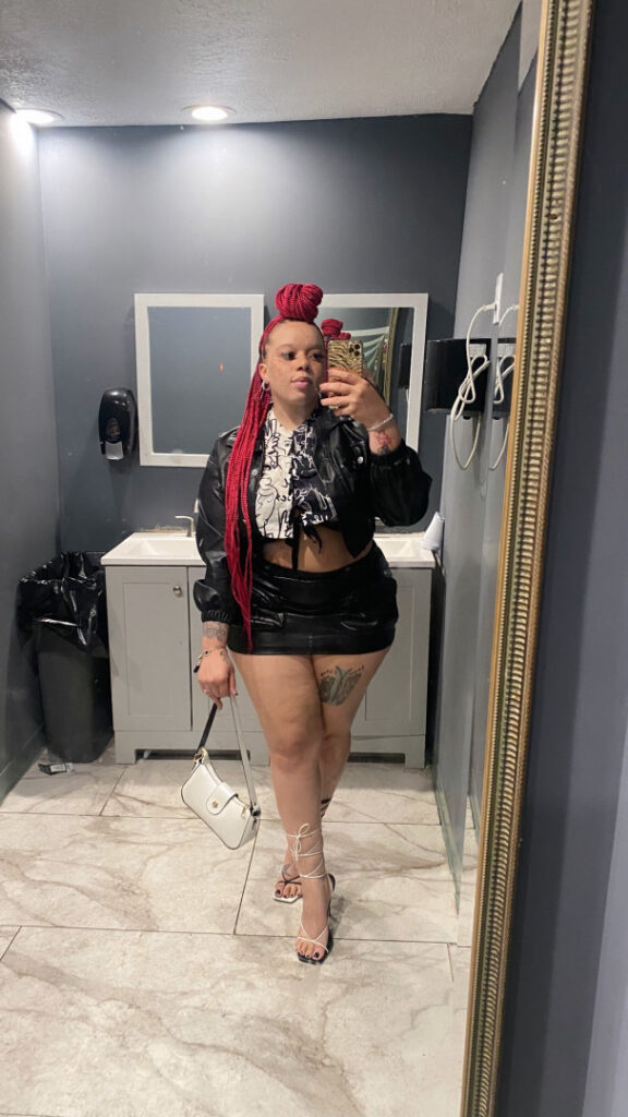 OnlyFans – T H I C C – Ebony – StrawberryShel – Nude Leaks