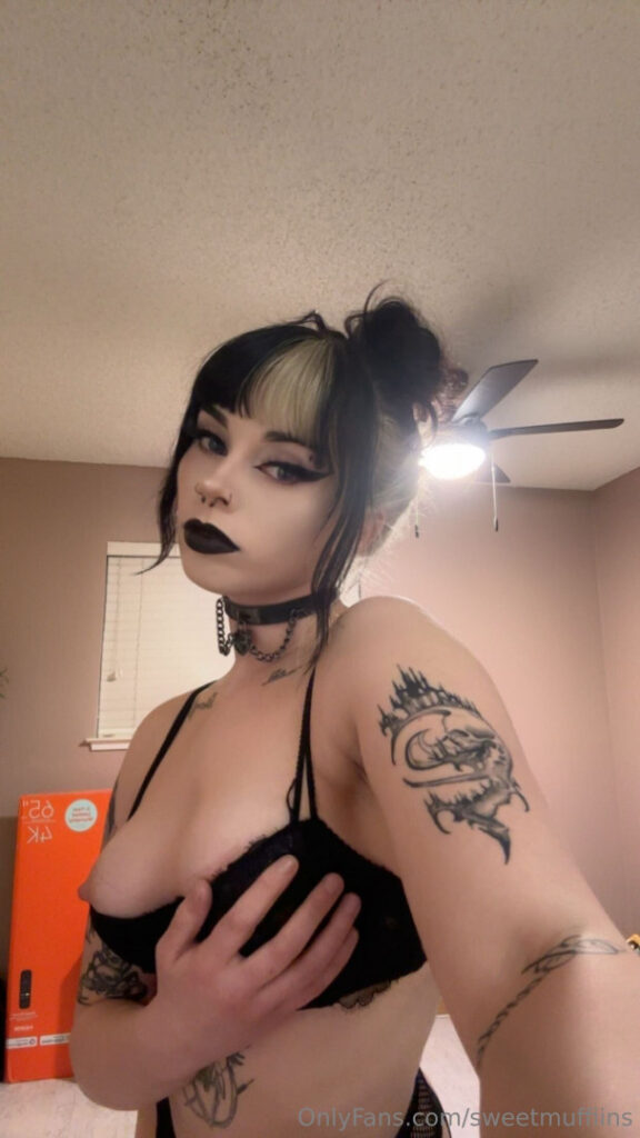 OnlyFans – Instagram – Sweetmuffiins / Sweetmvffiins – Nude