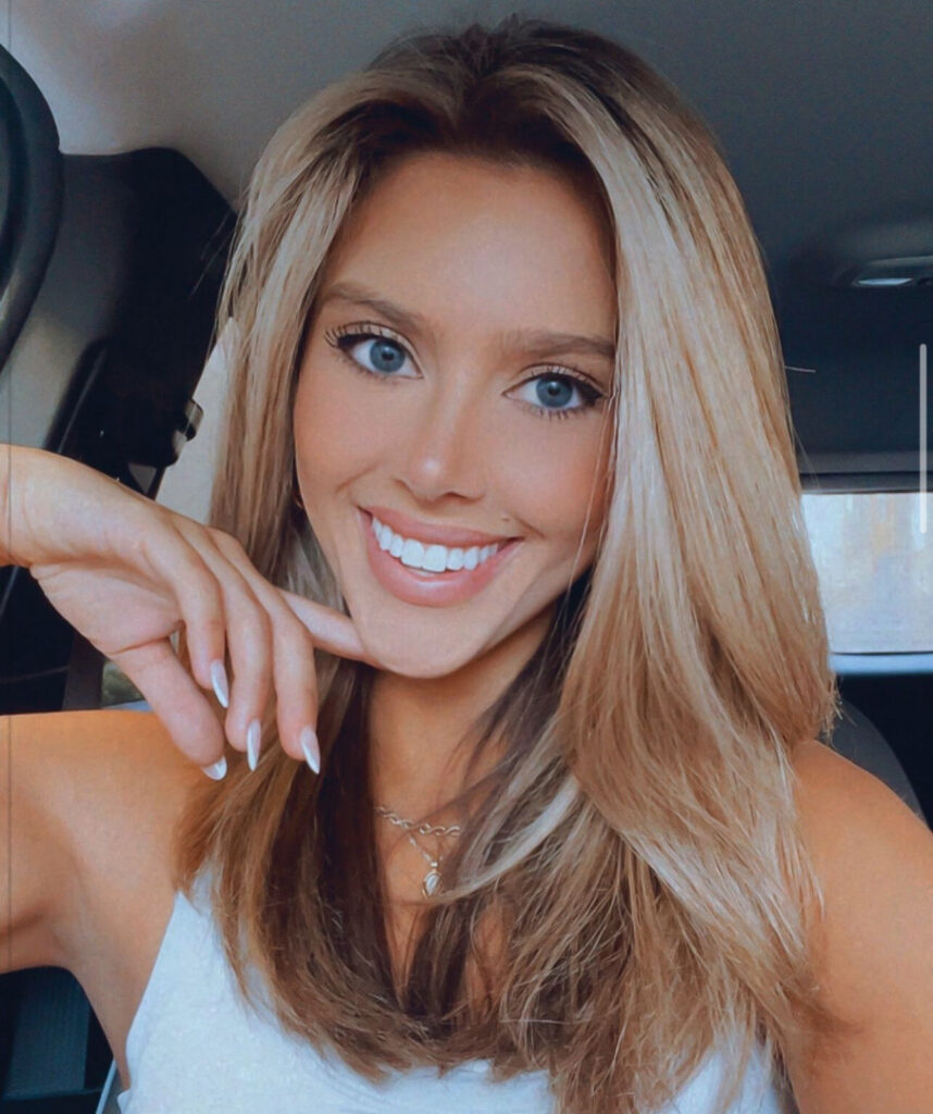 TikTok – Instagram – Sydney Segars / sydney_a_s – Nude Leaks