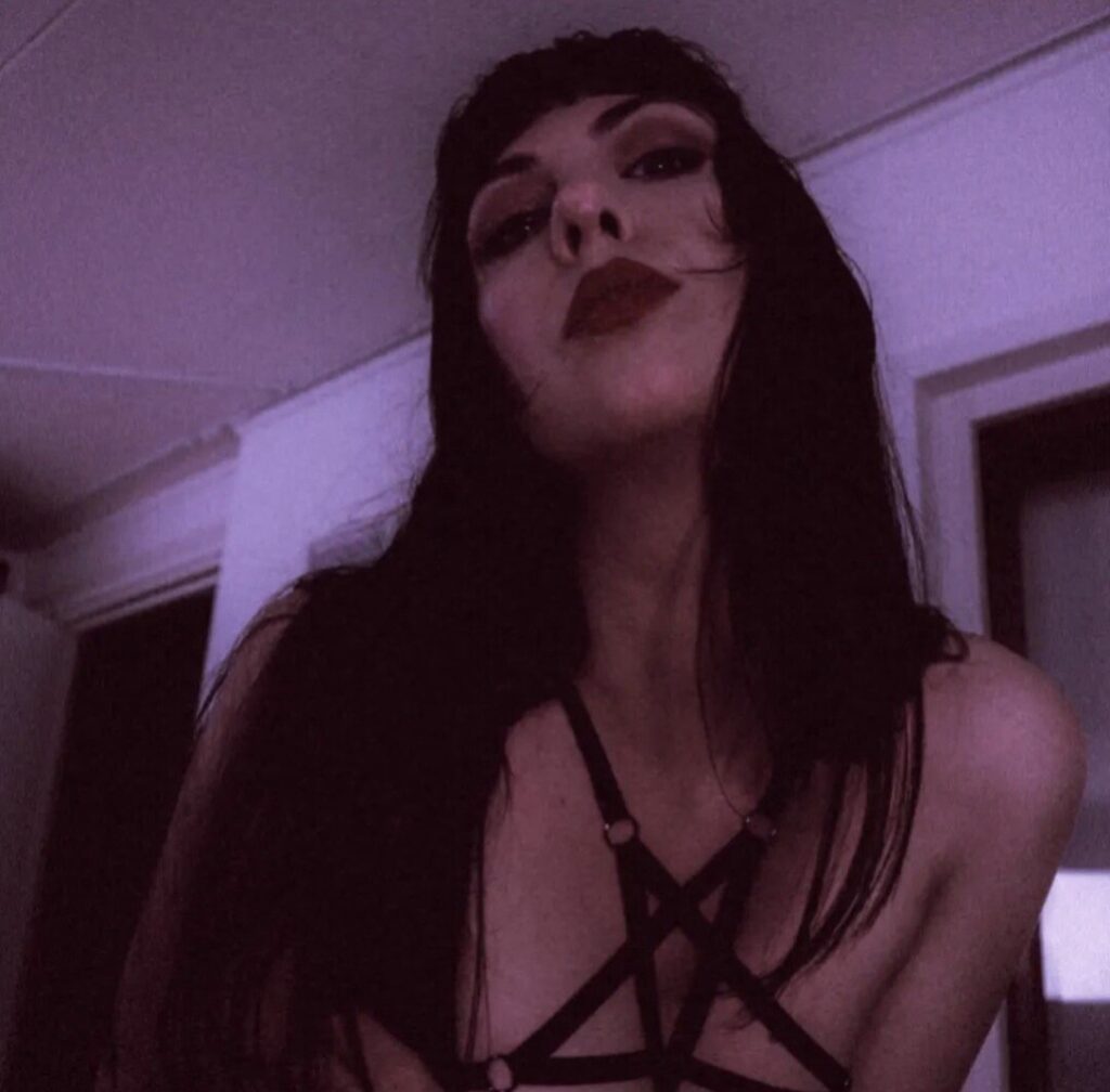 Twitch – OnlyFans – Theghostmaidens / SpectralSybil – Nude Leaks