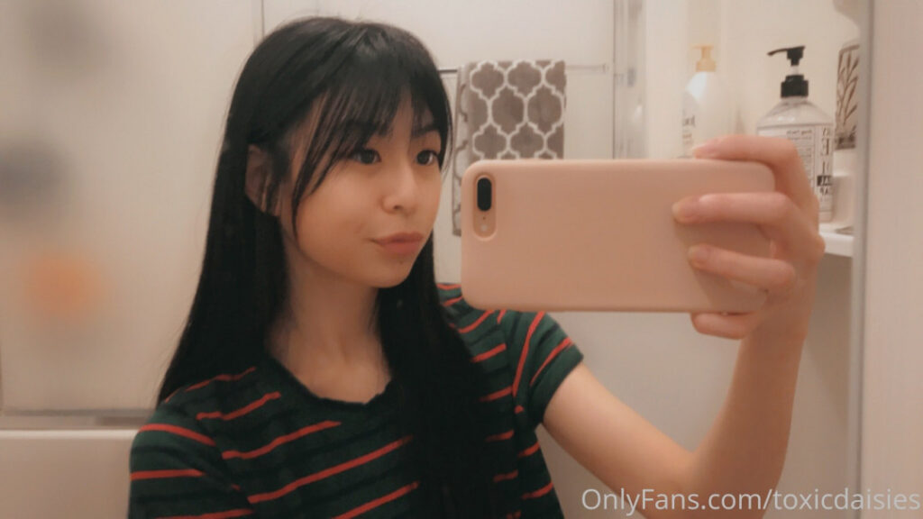 OnlyFans – Asian – Toxicdaisies – Nude Leaks