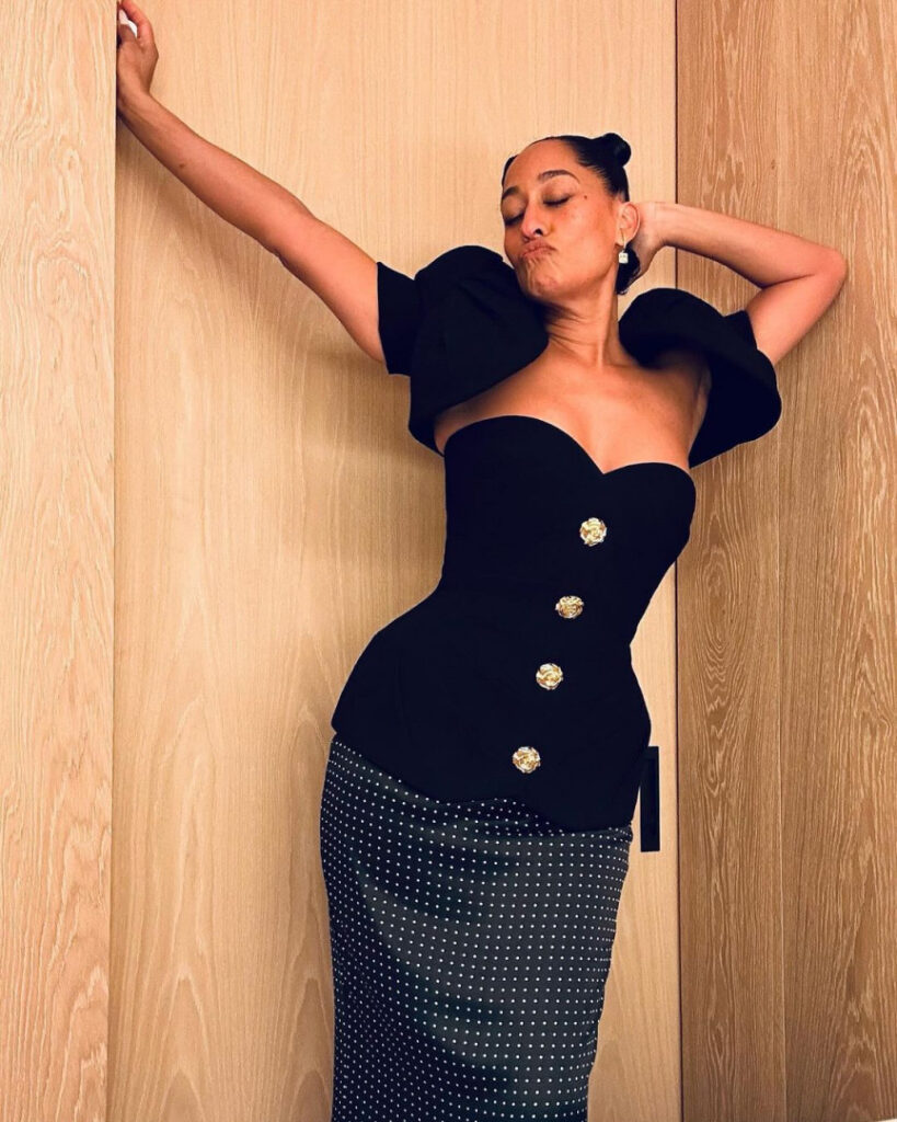 Celeb – T H I C C – Ebony – Tracee Ellis Ross – Nude