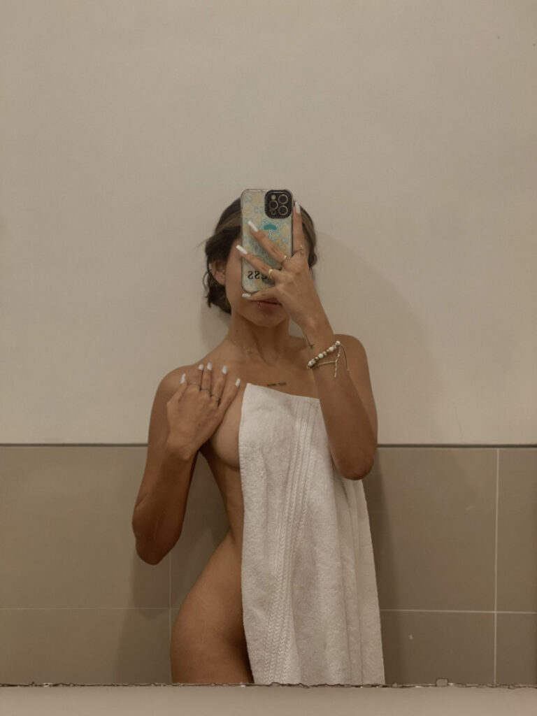 OnlyFans – Valeria Cardona – Nude Leaks