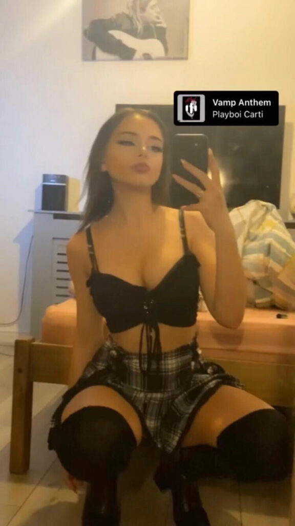 Instagram – Teen – VampChaz Goth teen – Nude Leaks