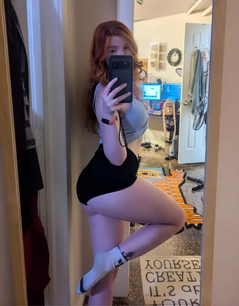 OnlyFans – Instagram – Vampx13 / Gwen Wattson / Amanda McKnight – Nude