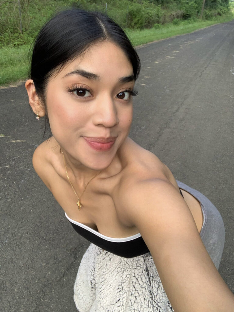 Instagram – Petite – Latina – vashwty – Nude