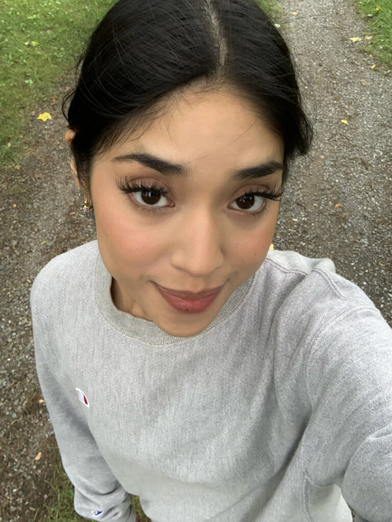 Instagram – Petite – Latina – vashwty – Nude