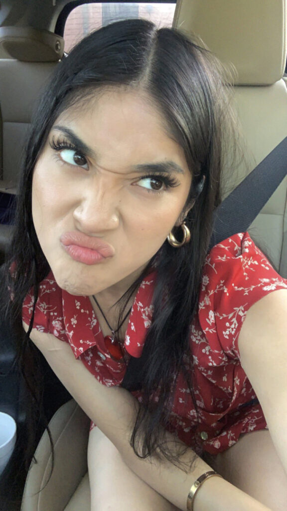 Instagram – Petite – Latina – vashwty – Nude