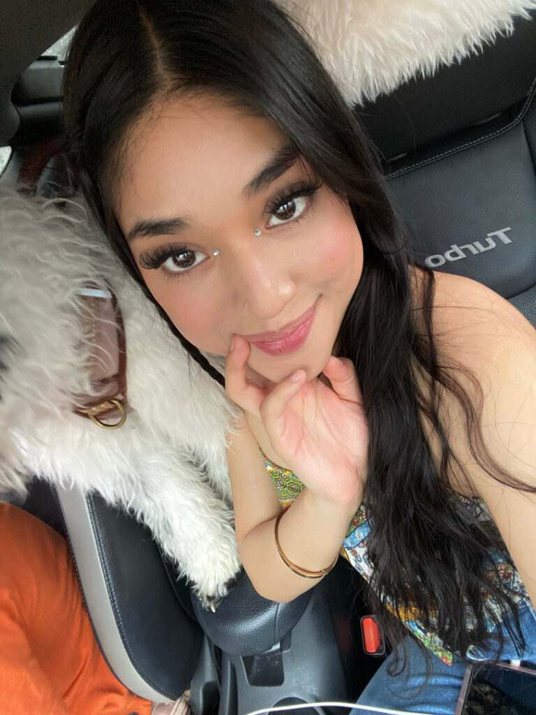 Instagram – Petite – Latina – vashwty – Nude