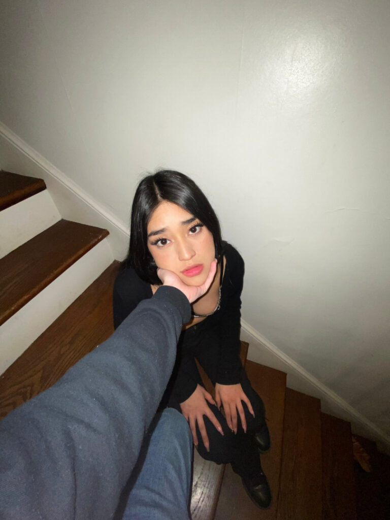 Instagram – Petite – Latina – vashwty – Nude