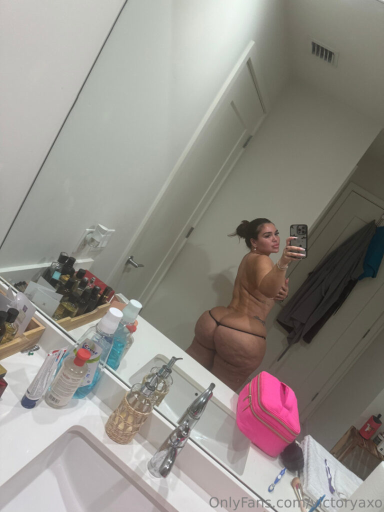 OnlyFans – BBW – T H I C C – VictoryaXO | iamvictoryaa – Nude