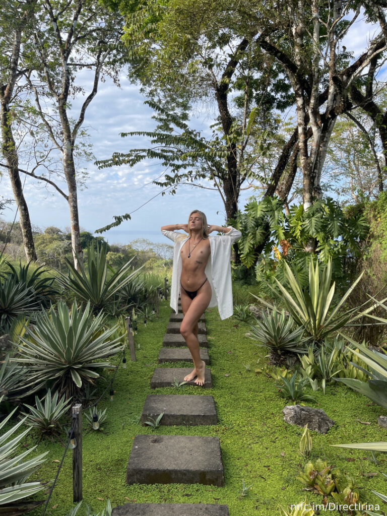 OnlyFans – Cam Girls – Vodka_Queen / MexicoSpirit / IamIrinaRi / Mexicoapirit – Nude