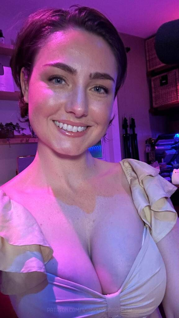 ASMR – WhisperAudios ASMR – Nude