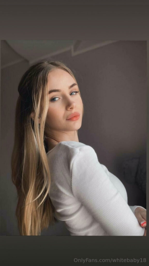 OnlyFans – Fansly – Whitebaby18 – Nude