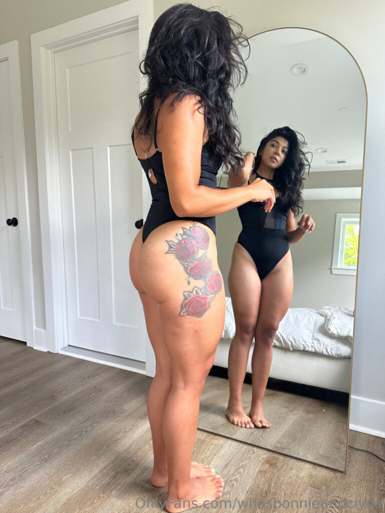 OnlyFans – Whosbonnieandclyde – Nude Leaks