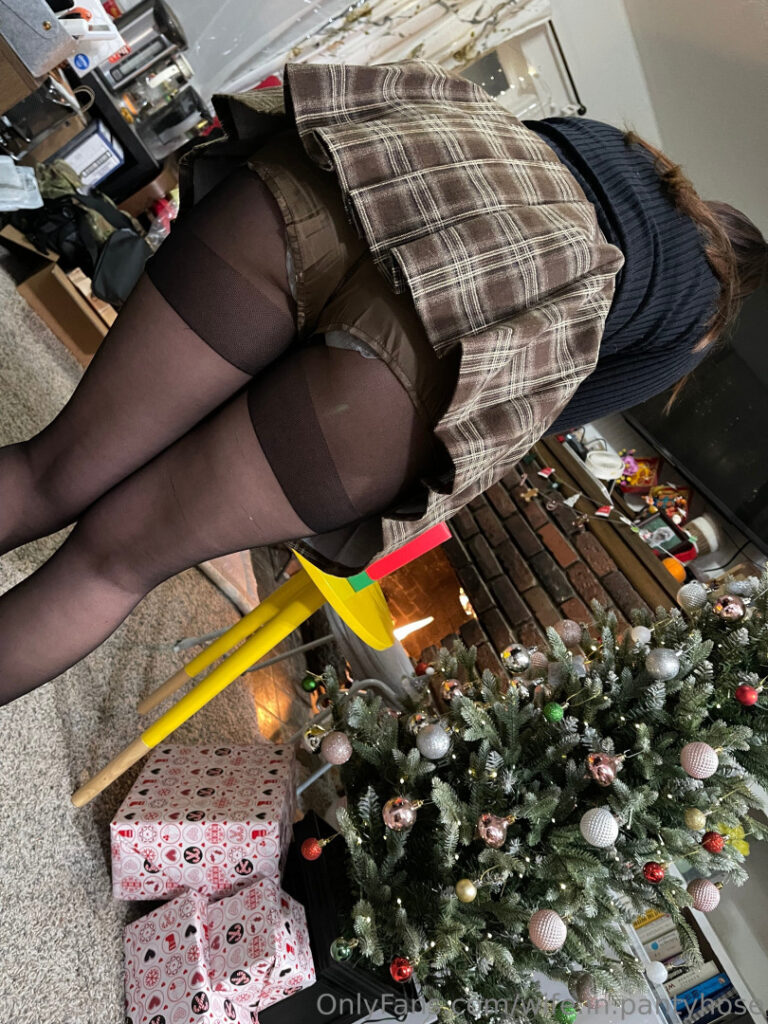 OnlyFans – Asian – wifey.in.pantyhose – Nude Leaks