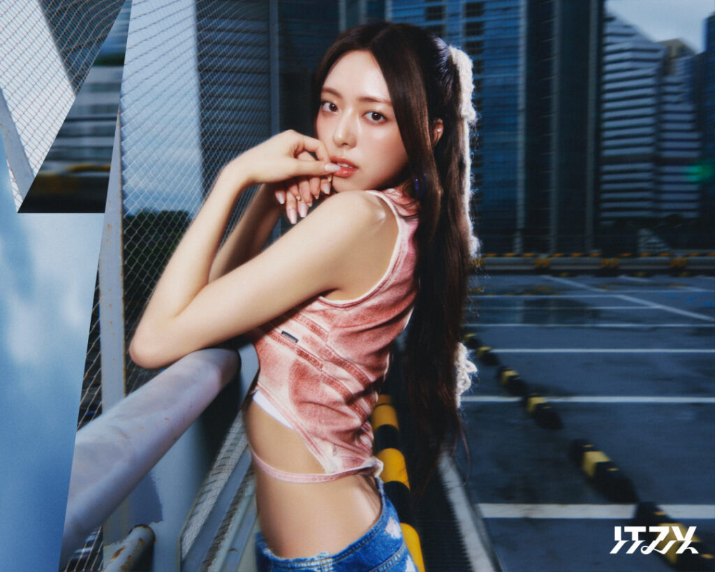 Celeb – Asian – Yuna – ITZY (유나, Shin Yu Na) – Nude
