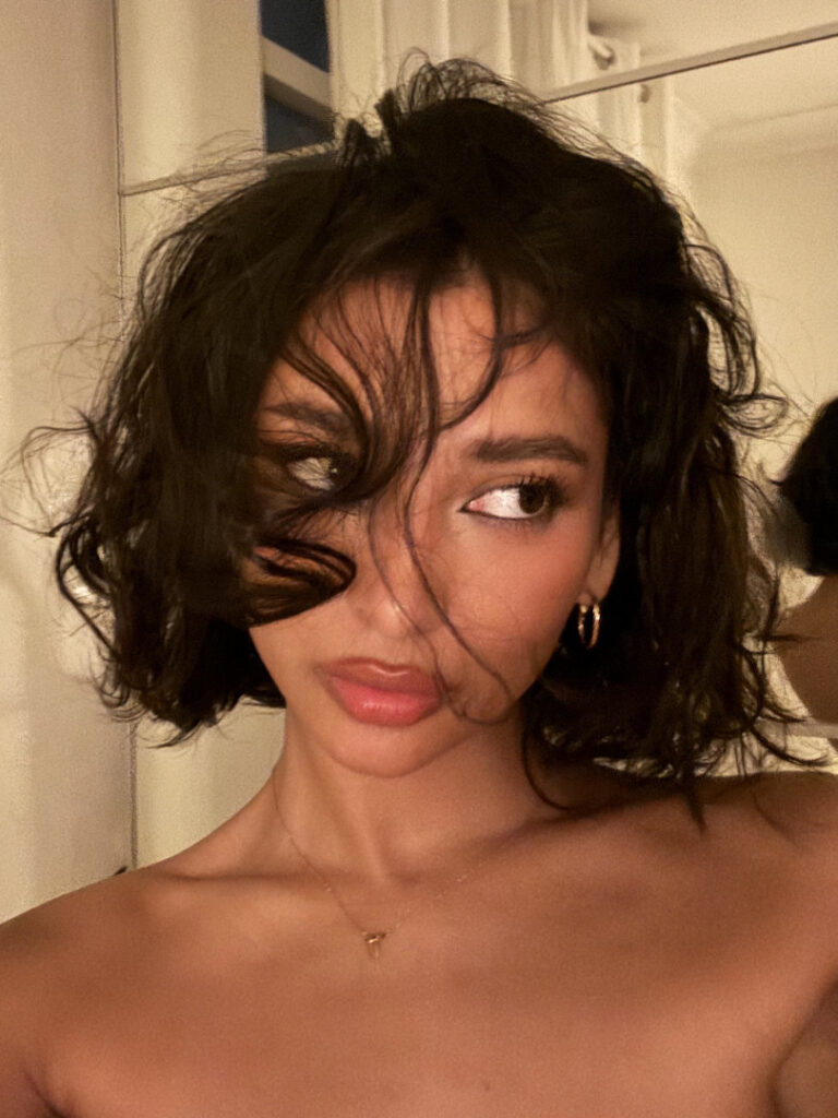 TikTok – Instagram – Zaina Sarah / zaina.sarah / zainaontoast – Nude