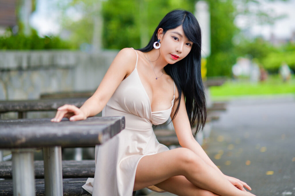 Instagram – Asian – Hong Konger – ZOE SO 蘇小小 – Nude