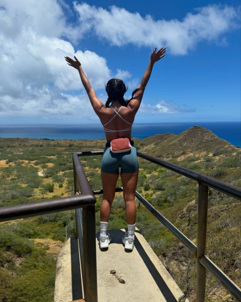 Instagram – Alyssa Jewel – Nude