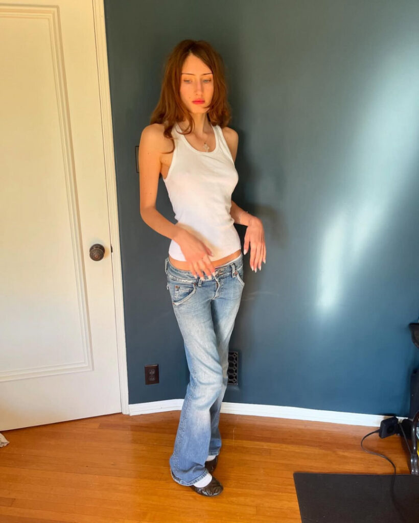 Instagram – Tumblr – Petite – Camille Roth / ChampionCamille – Nude