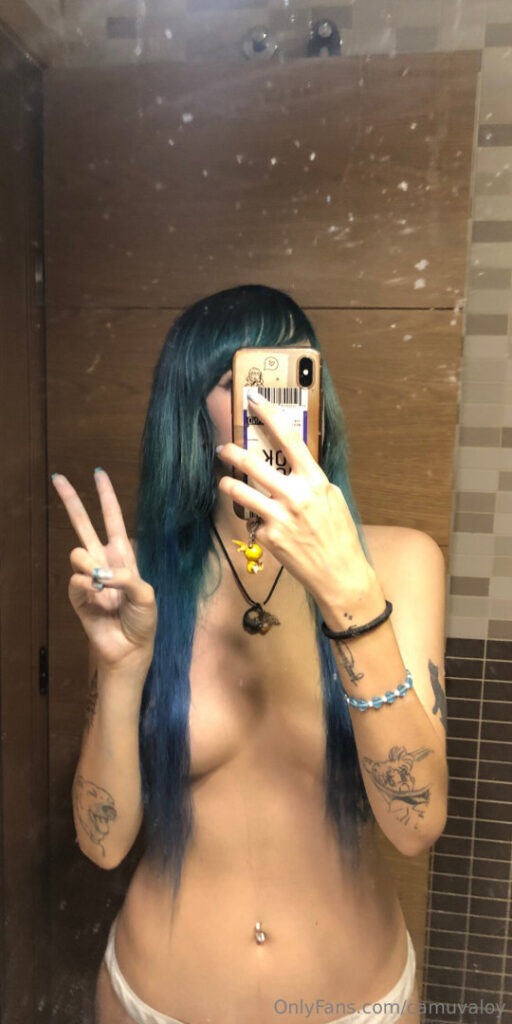 Instagram – Camu Valoy – Nude