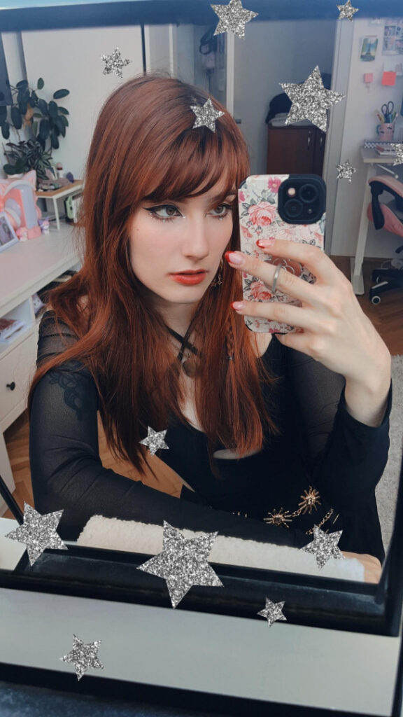 Youtube – Latina – Danna Alquati – Nude