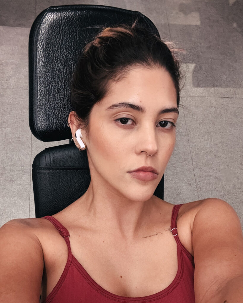 Brazil – Youtube – Dora Figueiredo – Nude Leaks