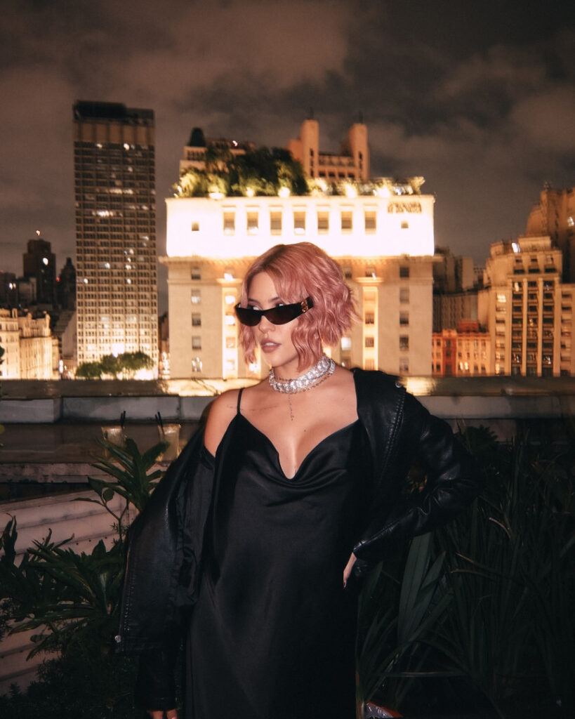 Brazil – Youtube – Dora Figueiredo – Nude Leaks