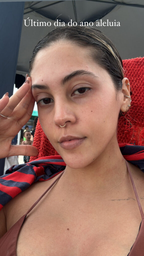 Brazil – Youtube – Dora Figueiredo – Nude Leaks