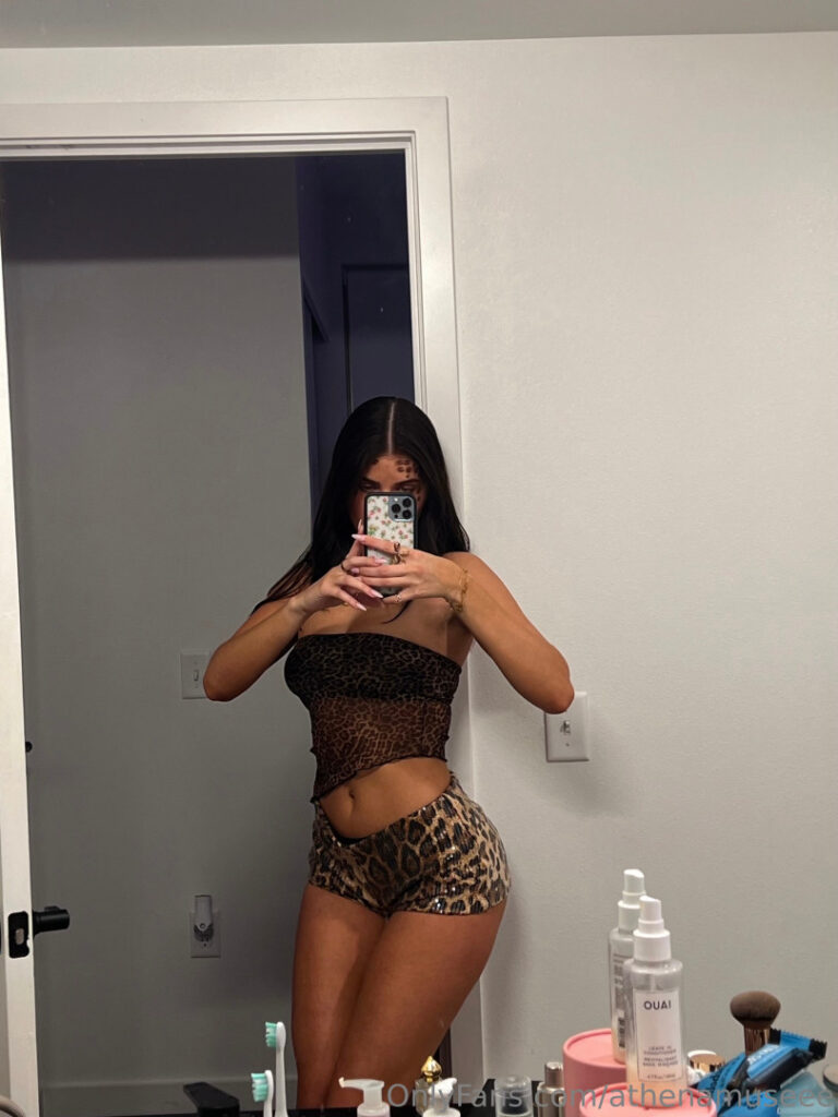 OnlyFans – ella bleu / ellaableuu / athenaamuse – Nude Leaks