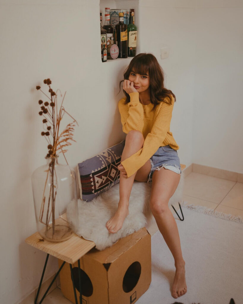 Instagram – Giovanna Ferrarezi – Nude