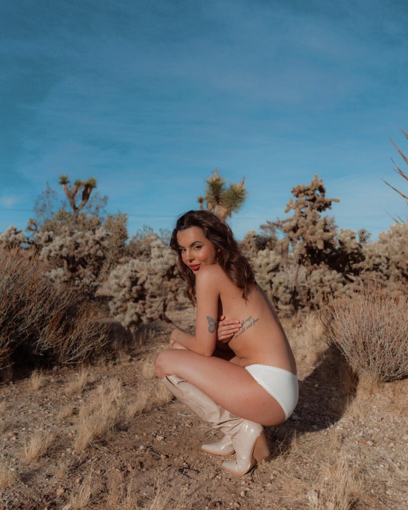 Instagram – Giovanna Ferrarezi – Nude