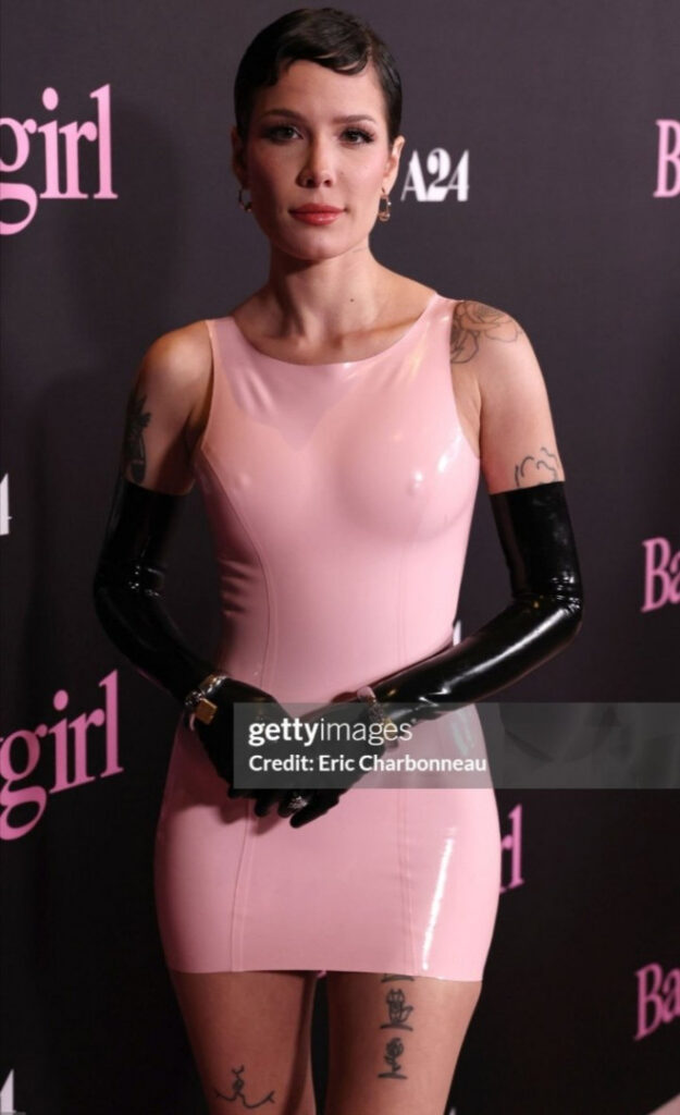 Celeb – Halsey – Nude