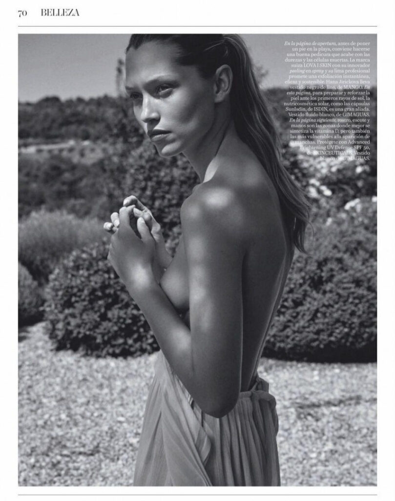 Instagram – Hana Jirickova – Nude