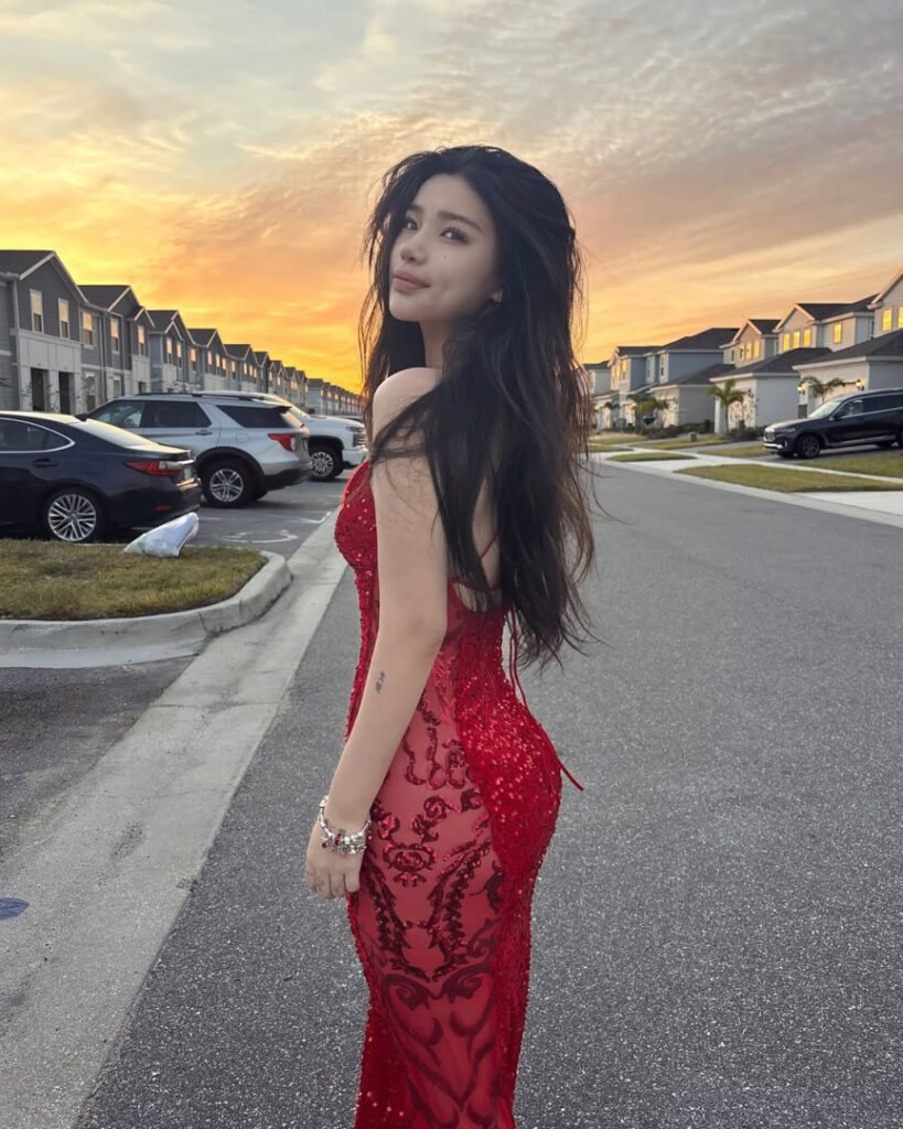 TikTok – Instagram – Hannahkae27 – Nude