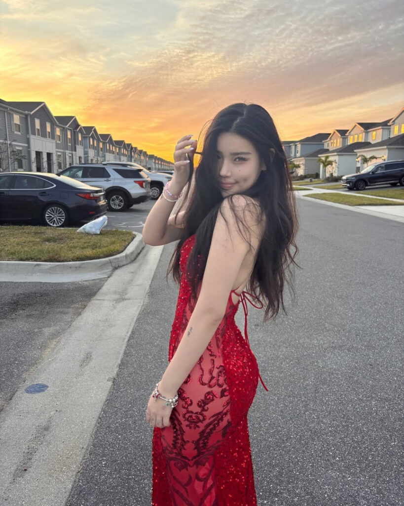 TikTok – Instagram – Hannahkae27 – Nude