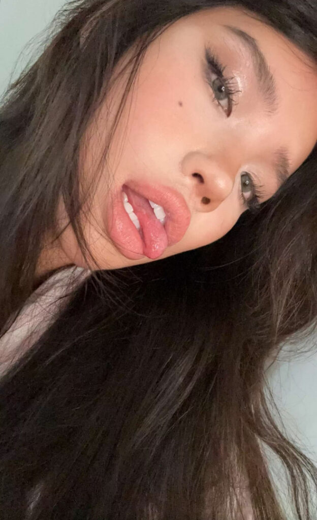 TikTok – Instagram – Hannahkae27 – Nude