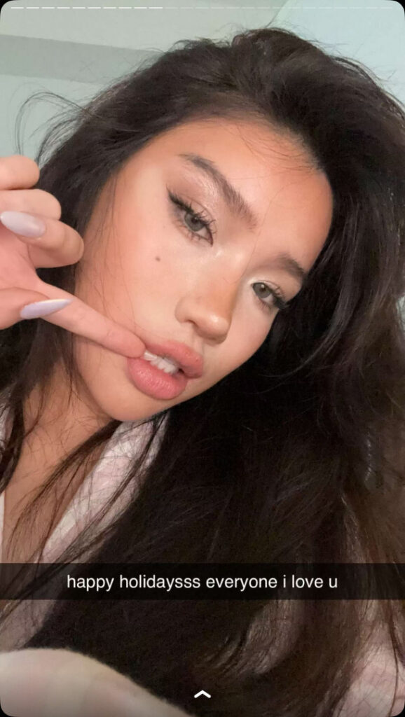 TikTok – Instagram – Hannahkae27 – Nude