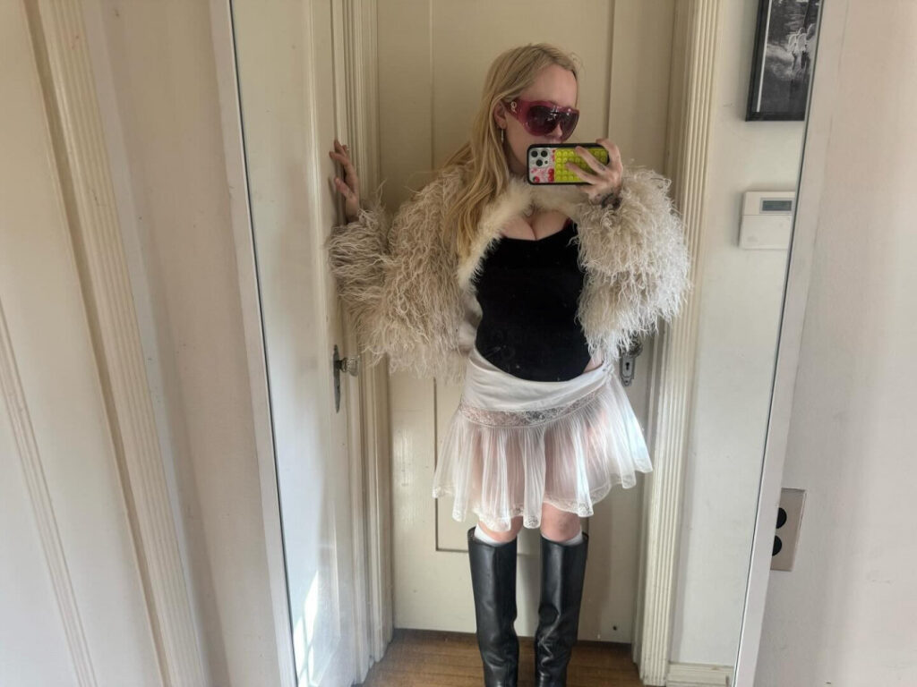 OnlyFans – Harmony tividad (girlpool) – Nude