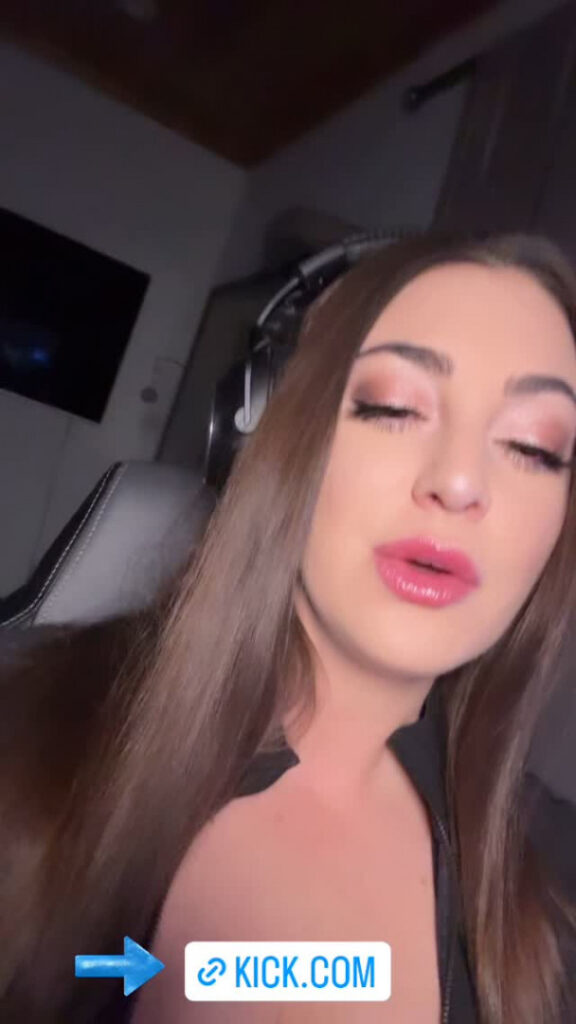 Twitch – HeatherLynnoh – Nude