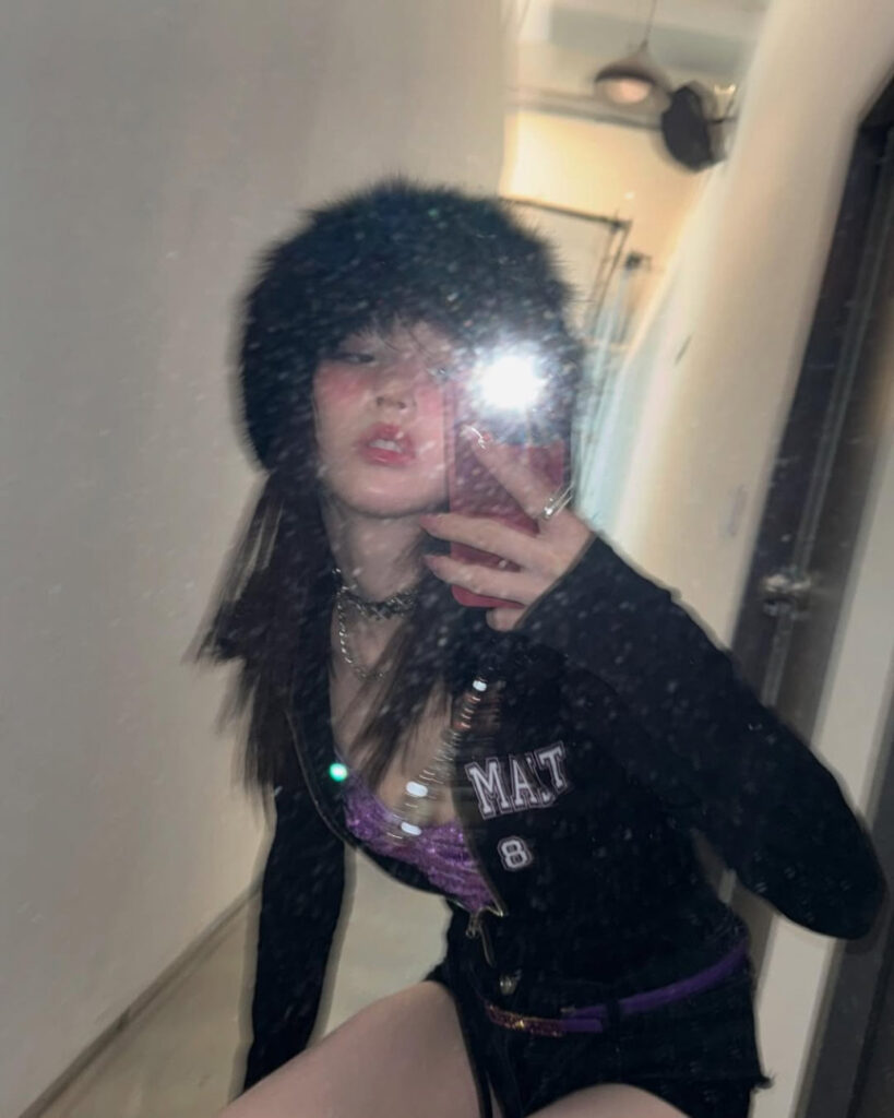 Celeb – Asian – HeeJin (ARTMS / LOONA) – Nude